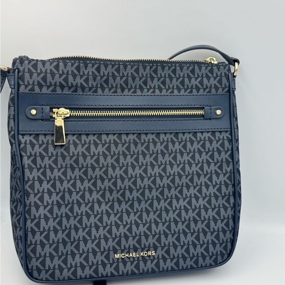 MICHAEL Kors Logo Jet Set Charm Large North South Crossbody, purse, bag - Picture 11 of 13